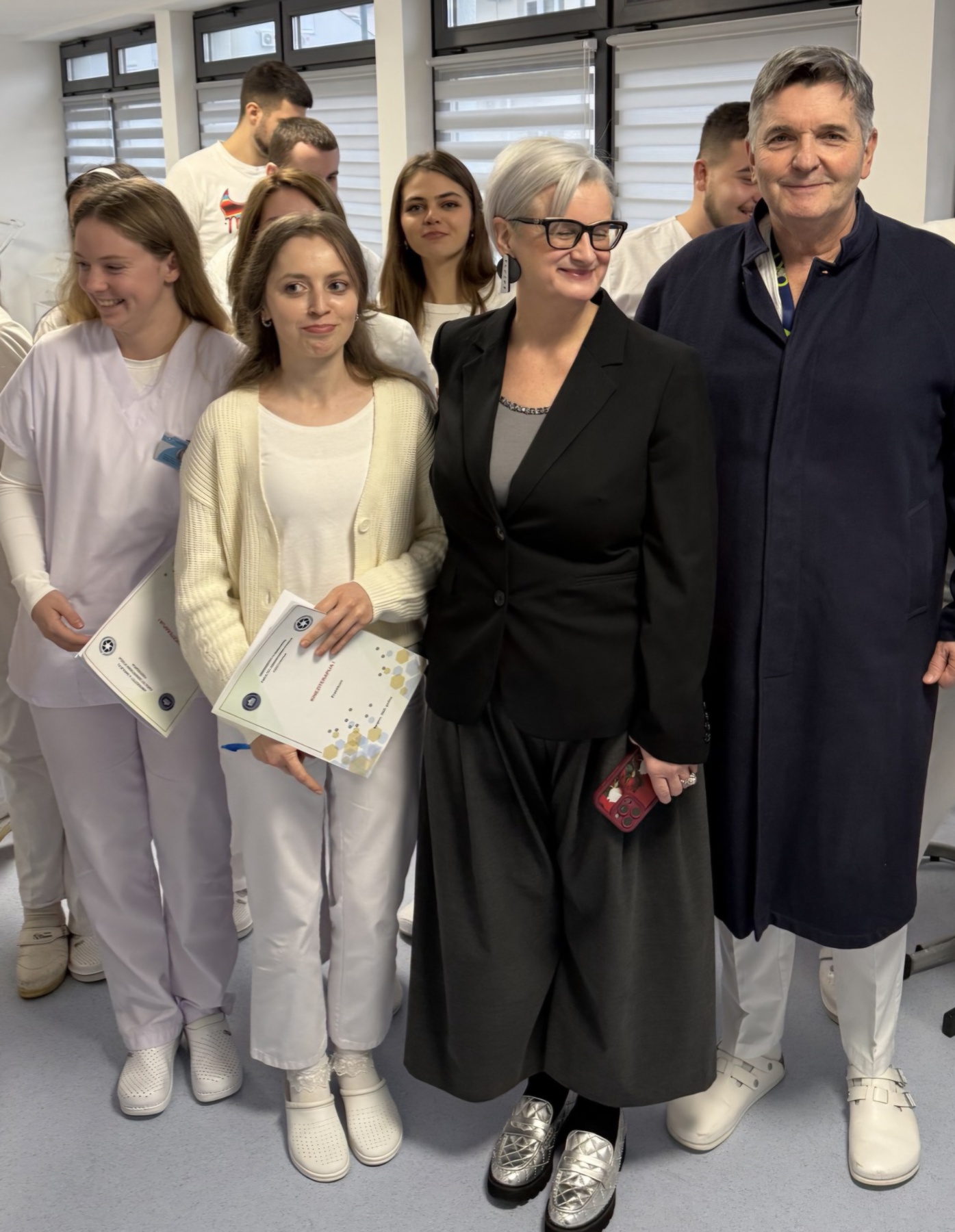 IMG 4b71292fab2d1de7c864f117639f7c83 V